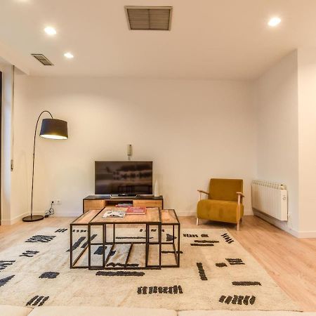 Apartamento En Plaza De Canalejas Madri Exterior foto