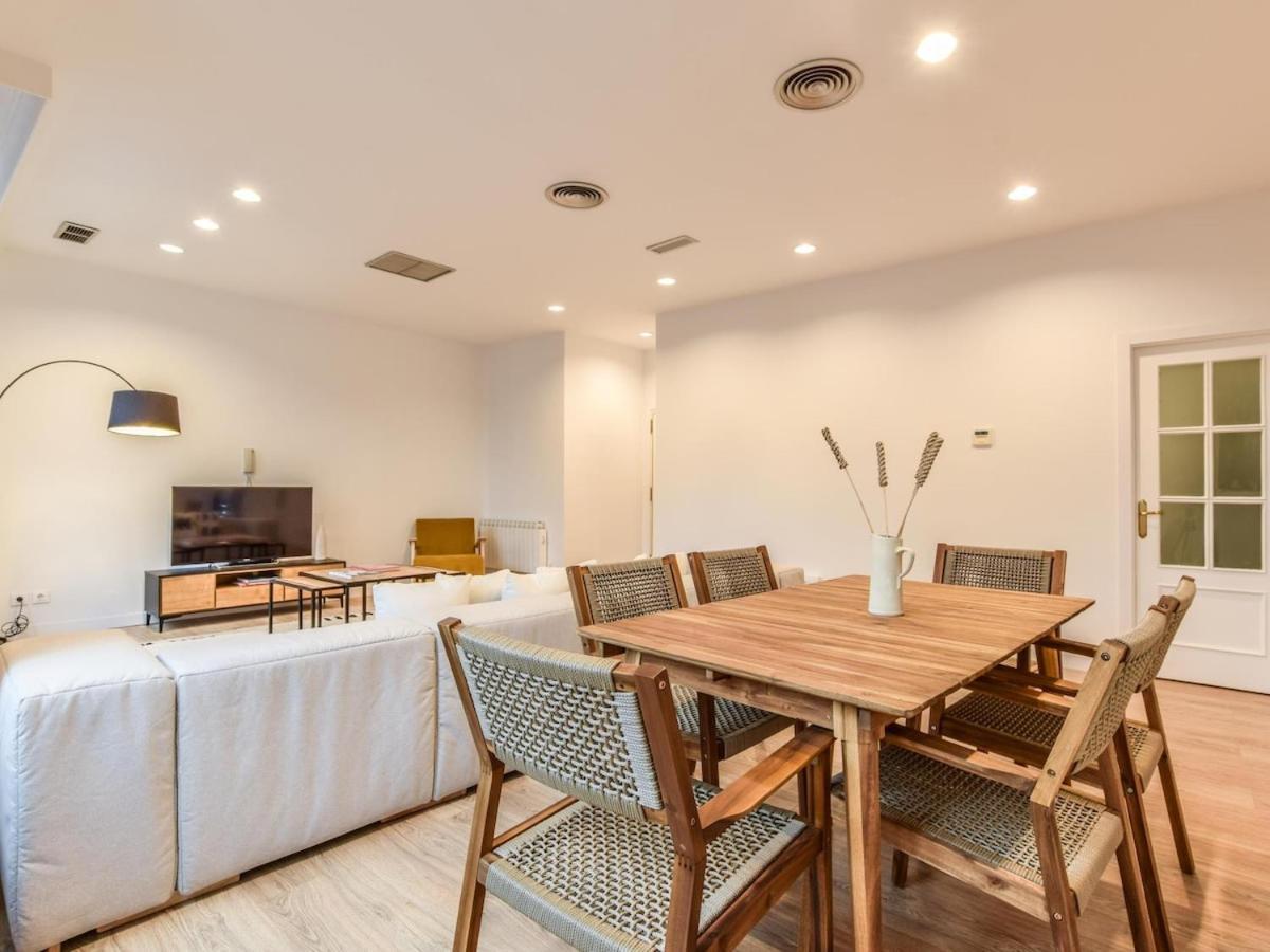 Apartamento En Plaza De Canalejas Madri Exterior foto