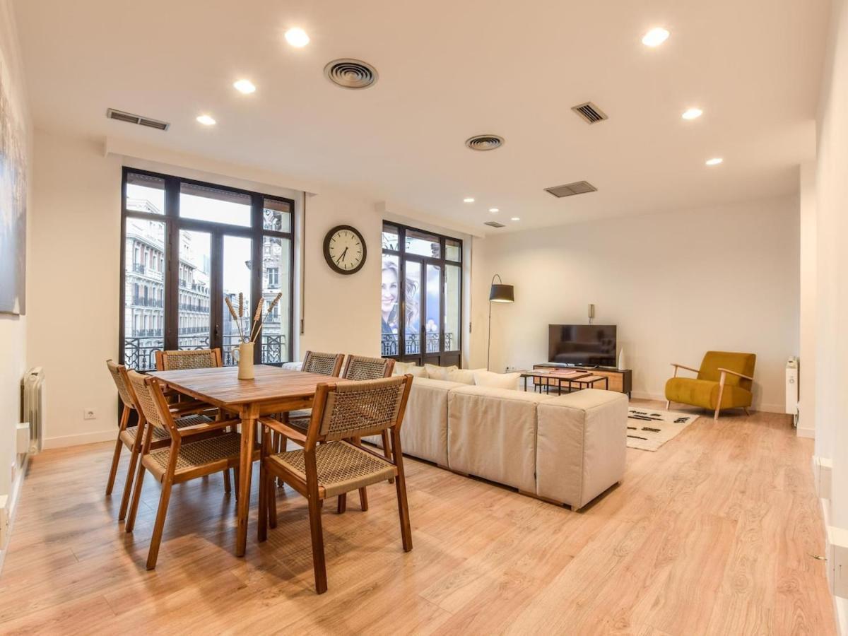 Apartamento En Plaza De Canalejas Madri Exterior foto